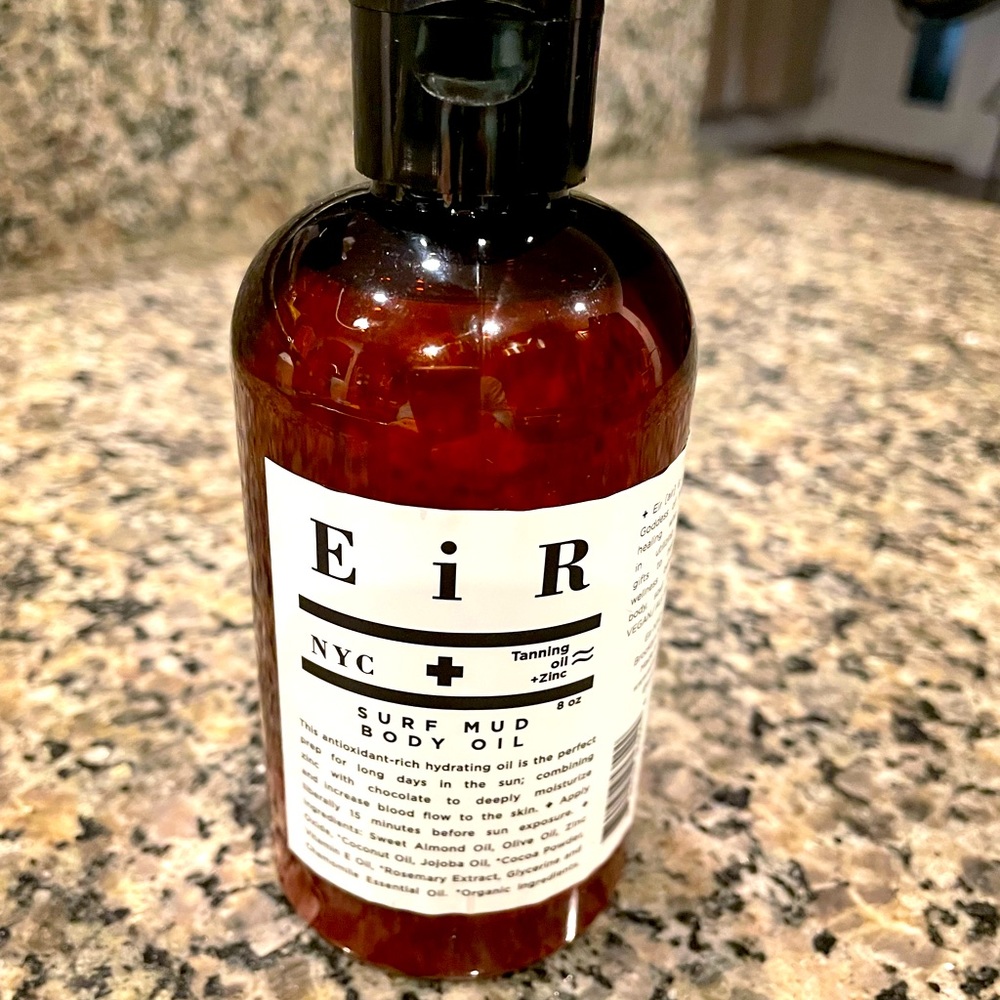 New EiR Surf Mud Body Oil